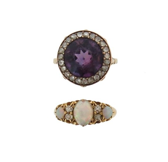 A Victorian amethyst and diamond cluster ring, set...