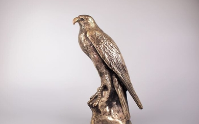 A bronze statue of an eagle - Bronze - Japan - Shōwa period (1926-1989)