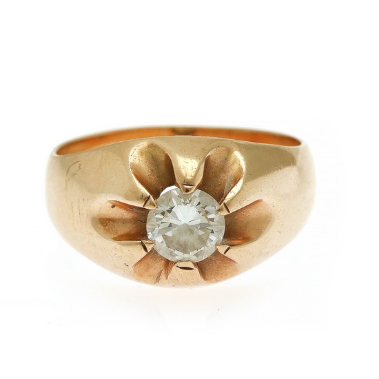 A diamond ring set with a brilliant-cut diamond, mounted in 14k gold. Size 51.