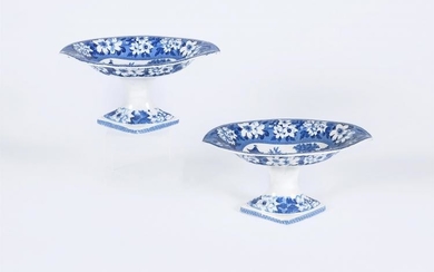 A pair of Roger's blue and white printed 'Elephant' pattern comports