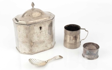 An Edwardian silver tea caddy, of chamfered rectangular form with...