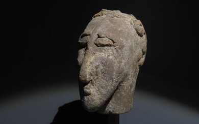 Axumite Terracotta Male Head. Very rare type. 13,2 cm H. Ex. Pierre Verité collection.