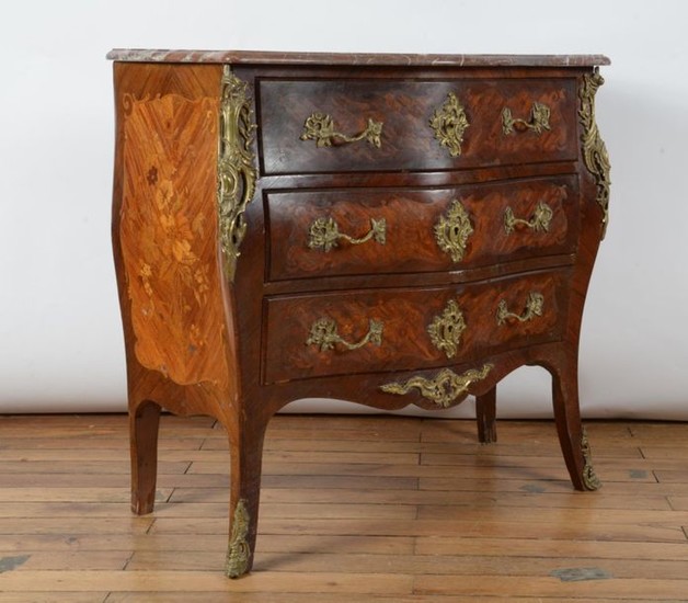 COMMODE in marquetry with floral decoration opening with...
