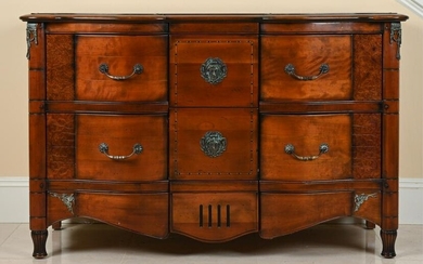CONTEMPORARY FRENCH CHEST OF DRAWERS