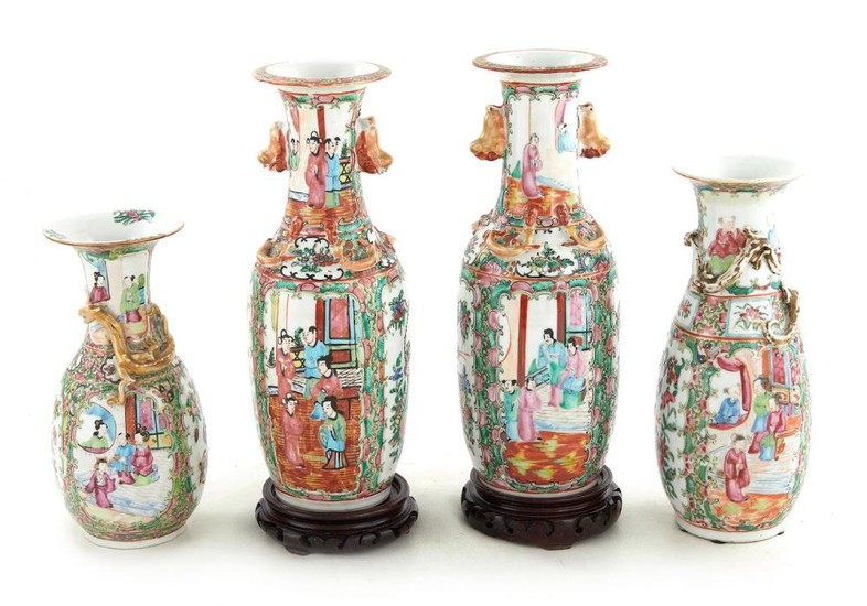 Chinese Export Rose Medallion porcelain vases (4pcs)