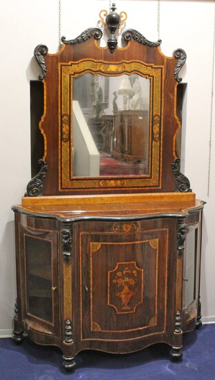 Credenza siciliana del XIX secolo, in legno intarsiato, fronte mosso a tre sportelli di cui due a vetri, alzata a specchio di linea sagomata, particolari ebanizzati, altezza cm. 257x147x57, (segni del tempo).