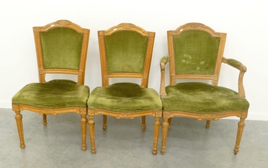 Fauteuil et 2 chaises Louis XVI, 18ème, à restaurer