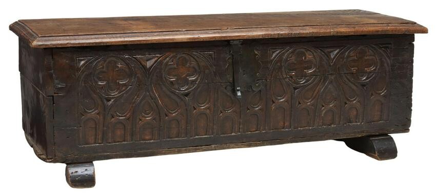 GOTHIC REVIVAL TRACERY-CARVED OAK COFFER TRUNK
