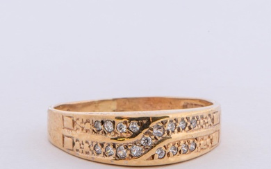 Gold Ring with Cubic zirconia, 9K Gold, Size O to...