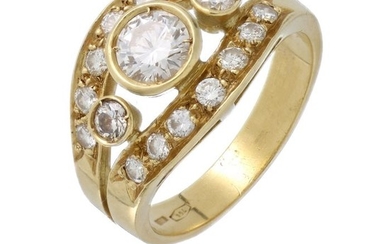 HRD Certificate - 18 kt. Gold - Ring - 0.70 ct Diamond - Diamonds