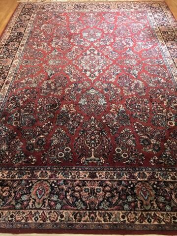 Hand Knotted Oriental / Persian Carpet w Fringe