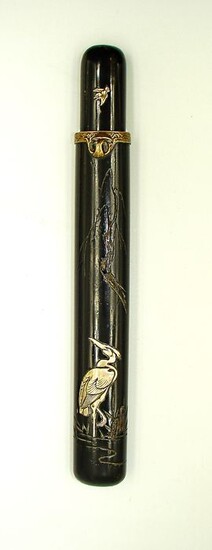 Kiseruzutsu 煙 管 筒 (pipe case) - Lacquered bamboo - Decorated with egret, willow and bird - Japan - Meiji period (1868-1912)