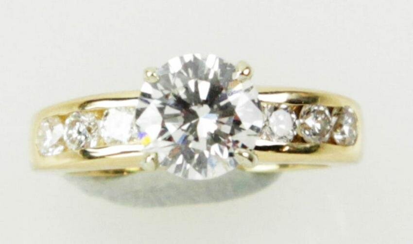 Ladies 18k YG Diamond Engagement Ring