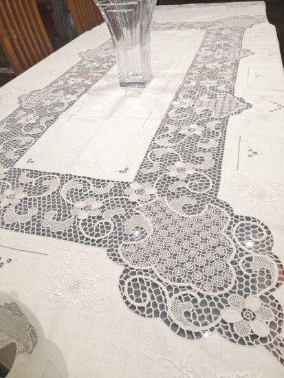 Linen and Burano lace tablecloth - 270 x 165 cm - Linen - Late 20th century