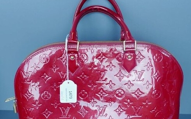 Louis Vuitton Alma patent leather love apple bag