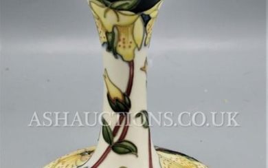 MOORCROFT 15cm VASE (Shape No 104/6) IN THE HILLIERS...