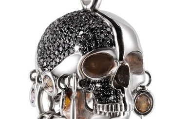 Magnificent one of a kind design large 14K white gold skull pendant with 5.3CTW of natural diamonds. - 14 kt. White gold - Necklace with pendant