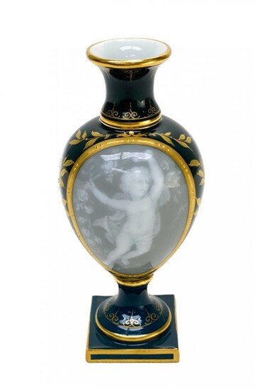 Meissen Pate sur Pate Miniature Vase, circa 1900