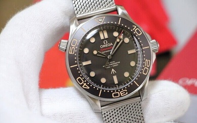 Omega Seamaster Diver 300M 007 Edition 210.90.42.20.01.001 Co-Axial Master