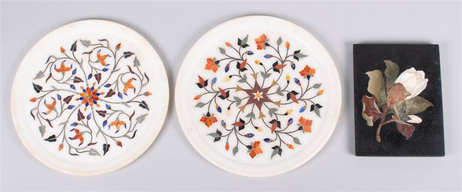 PIETRA DURA PLAQUE WITH PAIR OF PERSIAN OVAL MARBLE AND INLAID TRAYS