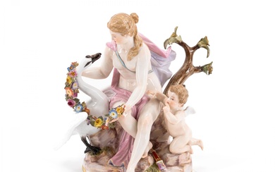 PORCELAIN FIGURE OF LEDA WITH THE SWAN AND CUPID