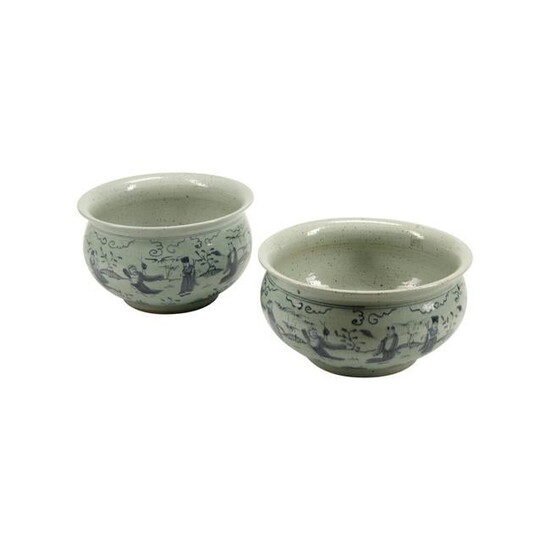 Pair of Chinese Blue and White Porcelain Fish Bowls.