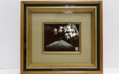 Picture frame - Silver, Decoration picture of the Mount Fuji and a maple of the Sterling Silver. Kazan Yokokura's work