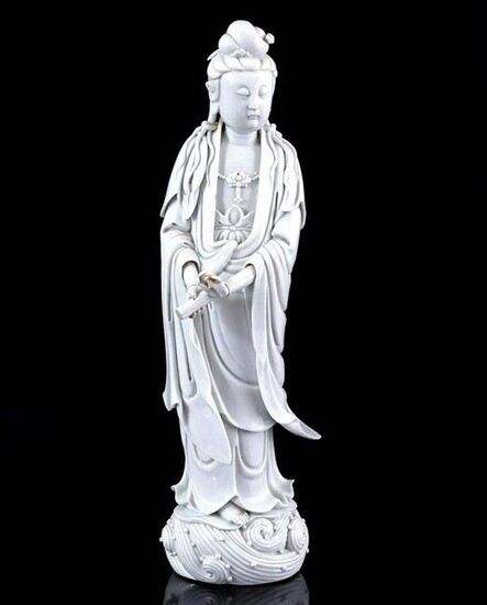 Porcelain statue of Guanyin