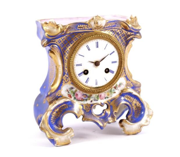 Porcelain table clock