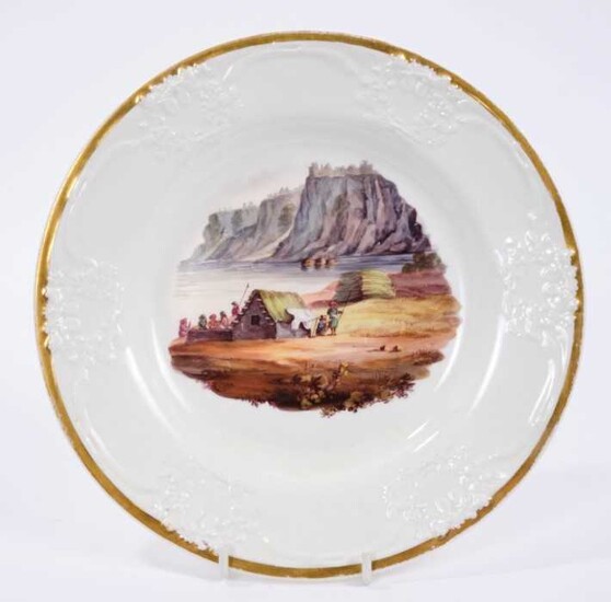 Rare Stephen Folch Indian view plate, circa 1820-28. By repute from a service presented to Beatrice Weatherall at Walter Gray at their wedding in Calcutta on 4th July 1877 by Colonel Deddwar