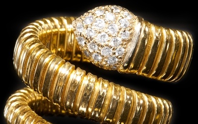 STYLIZED COILED TUBOGAS DIAMOND SNAKE RING, 18 ct. gold. Dia...