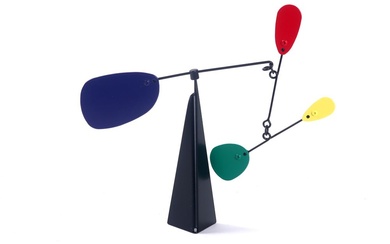 Sculpture mobile dans le style d'Alexander Calder en bleu, rouge, jaune et vert - hauteur...