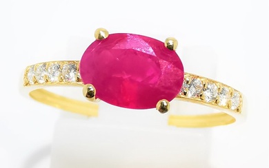 Sin Precio de Reserva - 14 kt. Yellow gold - Ring - 0.75 ct Ruby - Diamonds