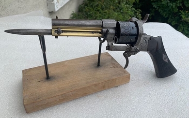 Spain - Eibar - revolver eibar a baionnette type lefaucheux en parfait etat revolver basque espagnole fabrication - Pinfire (Lefaucheux) - Revolver