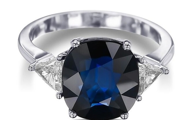 TOP 5.52 Carat Dark Blue Sapphire And Diamonds 3 Stone Ring - 18 kt. White gold - Ring - 5.52 ct Sapphire - Diamonds, NO RESERVE