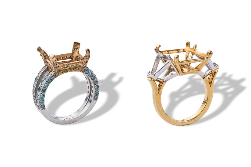 TWO RING SETTINGS IN GOLD, PLATINUM AND DIAMONDS
