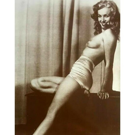 Topless Marilyn Monroe Photo Print
