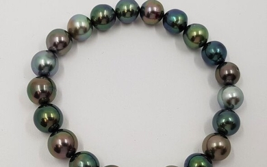 United Pearl - 8x9.5mm Shimmering Tahitian pearls - Bracelet