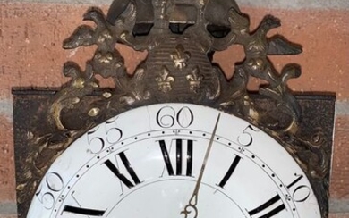 Wall clock - ambachtelijk vervaardigd in Comté - Brass, Enamel, Iron (cast/wrought) - Late 18th century