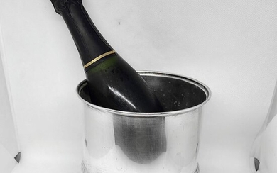 Wine cooler, Wonderful Wine Cooler / Champagne Cooler - .800 silver - Italy - Mid 20th century