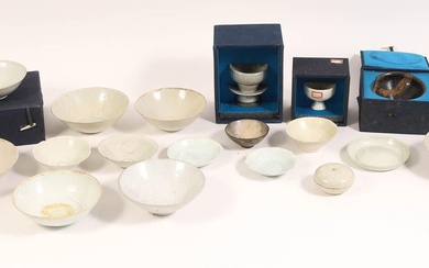 iGavel Auctions: Group of 18 Celadon and Other Glazed Dishes, Bowls and Cupstands ASH1