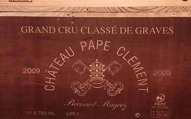 12 bottles 2009 Château PAPE CLEMENT, Pessac-Leognan -...