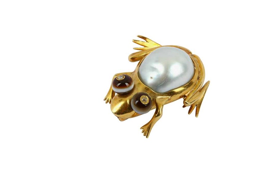 A cultured pearl, banded agate and diamond-set novelty frog...