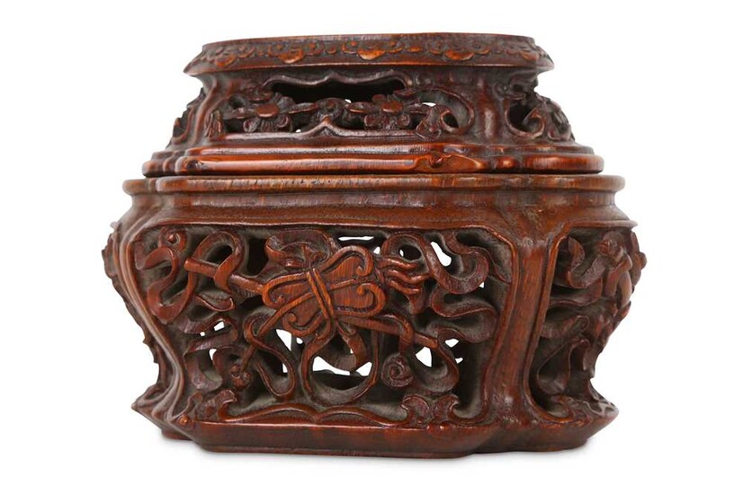 A CHINESE BAMBOO QUATREFOIL CRICKET BOX AND COVER. With...
