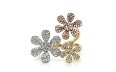 14K TRI COLOR GOLD FLOWER WITH DIAMONDS RING