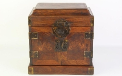 Huanghuali Table-top Chest