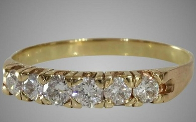 Vintage Six Stone Diamond Ring | 14K Yellow Gold |