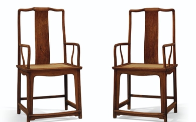 A RARE PAIR OF HUANGHUALI 'SOUTHERN OFFICIAL'S HAT' ARMCHAIRS, NANGUANMAOYI, 17TH-18TH CENTURY
