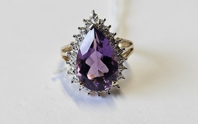 A 9ct Gold, Diamond and Amethyst Ring, size J1/2.