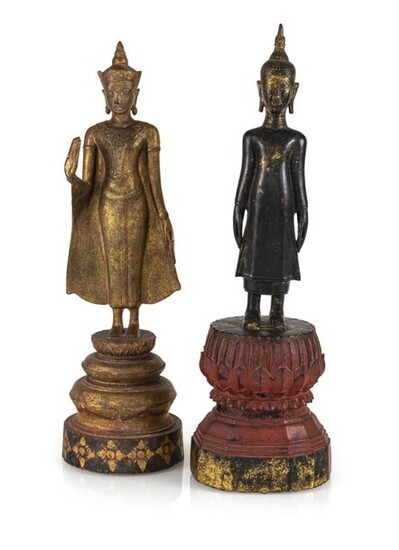 A BRONZE AND A WOOD FIGURE OF STANDING BUDDHA SHAKYAMUNI, Thailand - h. 48,5-50,5 cm